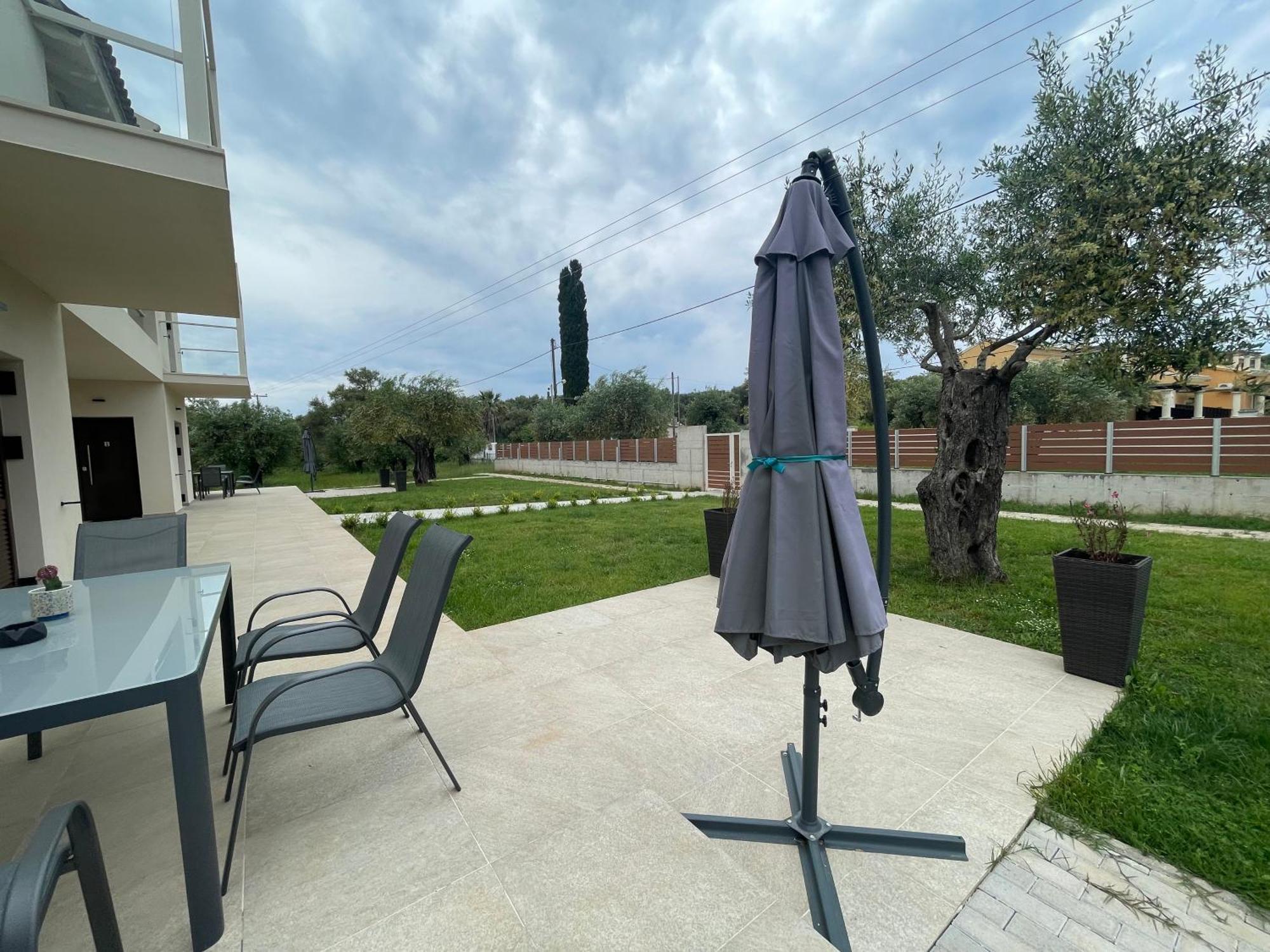 Rodelia 1 * Roda (Corfu)